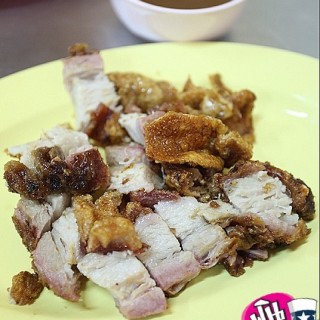 หมูกรอบสับ (จานเล็ก 80 บาท) - Bang Sue's หมูกรอบนายไซ (Bang Sue)|Bangkok