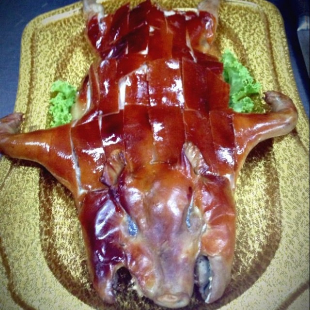 หม ห นไทย Ho Kitchen Seafood Family Style Dining Wang Thong