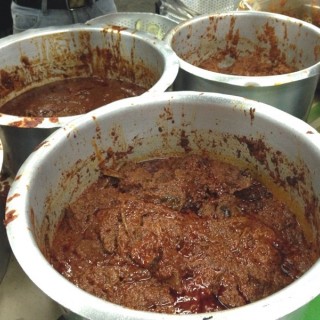Image result for nasi lemak antarabangsa kampung baru daging rendang