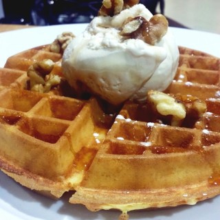 Waffles with Butter Pecan Ice Cream, Maple Syrup and Walnuts! - Dhoby Ghaut / Marble Slab Creamery (Dhoby Ghaut)|Singapore