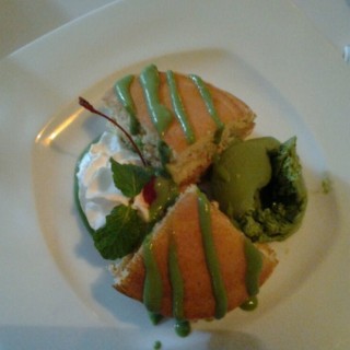 green tea pancake - Ir. Haji Juanda (Dago Bawah) / Siete Cafe & Resto (Ir. Haji Juanda (Dago Bawah))|Bandung