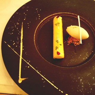 “EXOTIC”
- mango mousse / banana bread pudding / passionfruit gelée... - 位於中環的Tate Dining Room & Bar (中環) | 香港