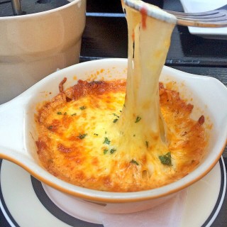 Beef Lasagne - Pathum Wan's Wine I Love You (Pathum Wan)|Bangkok
