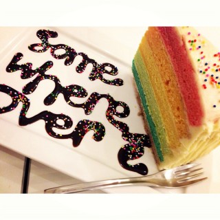 Rainbow Cake - Serangoon / The Coffee Daily (Serangoon)|Singapore