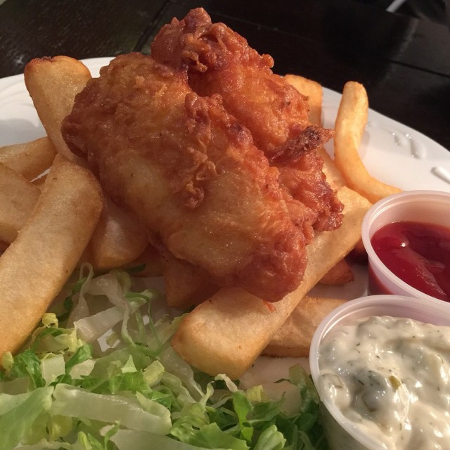 deep fried fish - tsim sha ti's deli and wine|caal drink