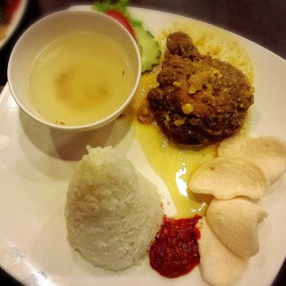 Soft Bone Chicken with Salted Egg Sauce - Boon Lay / Malioboro Soft Bone Chicken - FEAST (Boon Lay)|Singapore