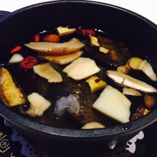 野菌汤锅 - houpailou's 一叶一世界藏茶素食火锅 (houpailou)|Chengdu